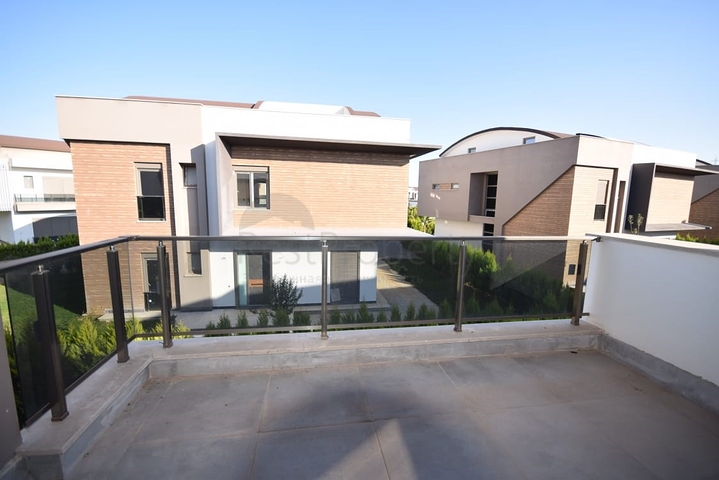 فلل في مجمع في منطقة دوشيالتي أنطاليا