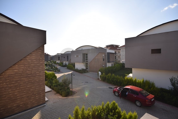 فلل في مجمع في منطقة دوشيالتي أنطاليا