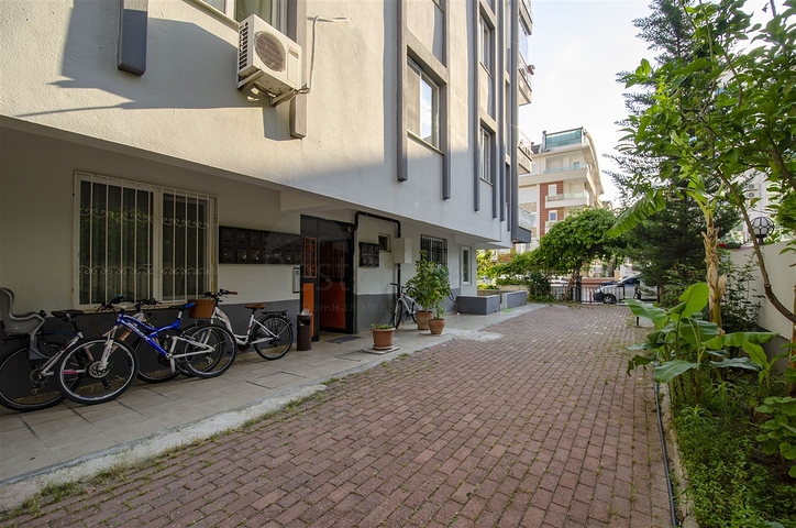 شقة 2 + 1 في منطقة ليمان كونيالتي 600 م على البحر