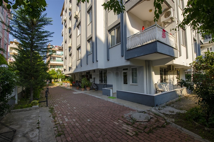 شقة 2 + 1 في منطقة ليمان كونيالتي 600 م على البحر