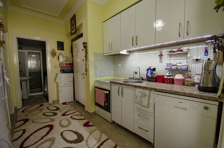 شقة 2 + 1 في منطقة ليمان كونيالتي 600 م على البحر