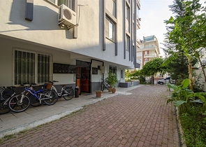 شقة 2 + 1 في منطقة ليمان كونيالتي 600 م على البحر