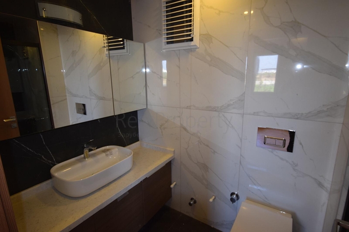 شقق فسيحة 3 + 1 في Altynkol Doshemealty