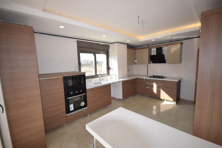 شقق فسيحة 3 + 1 في Altynkol Doshemealty