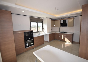 شقق فسيحة 3 + 1 في Altynkol Doshemealty