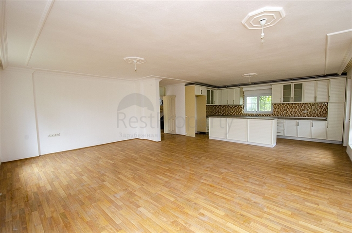 منزل خاص في غابة صنوبرية في دوشيمالتي أنطاليا