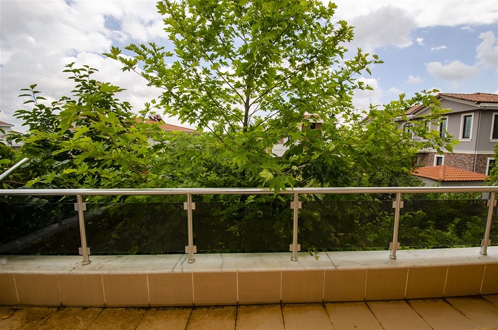 منزل خاص في غابة صنوبرية في دوشيمالتي أنطاليا