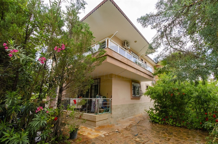 منزل خاص في غابة صنوبرية في دوشيمالتي أنطاليا