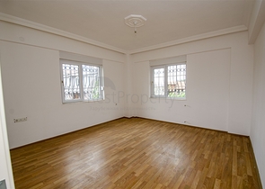 منزل خاص في غابة صنوبرية في دوشيمالتي أنطاليا