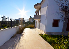 فيلا 4 + 1 في Yesilbahir Doshemealti أنطاليا