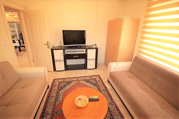 شقة مؤثثة من تصميم غرفتين وصالة - في اوبا / الانيا 