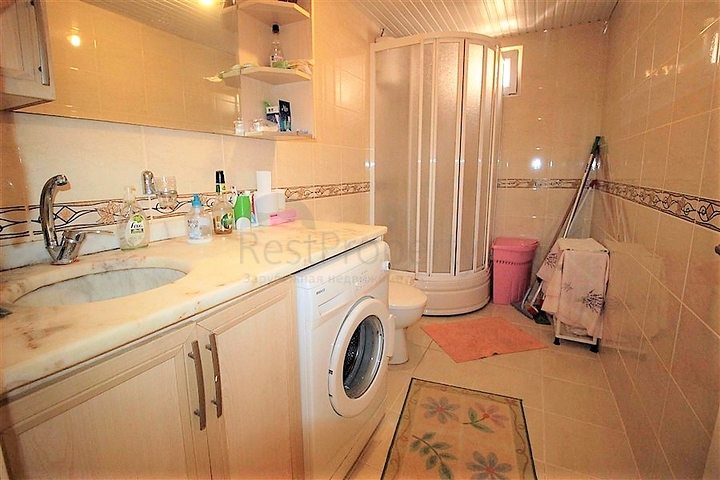 شقة مؤثثة من تصميم غرفتين وصالة - في اوبا / الانيا 