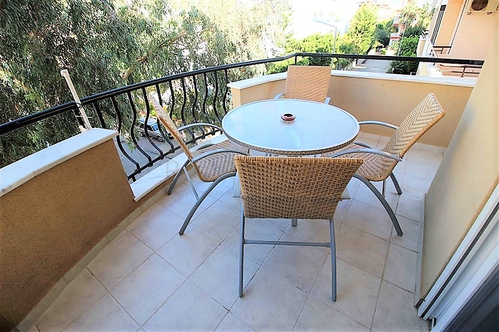 شقة مؤثثة من تصميم غرفتين وصالة - في اوبا / الانيا 