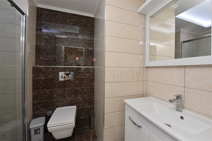 مجمع فاخر - شقة غرفتتين وصالة ضمن مجمع سكني - توسمور / الانيا 