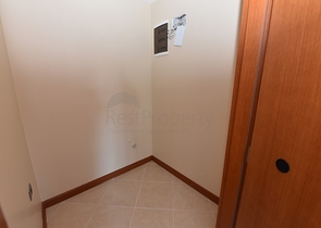 على البحر مباشرة - ضمن اشهر مجمعات الانيا - شقة 3 غرف وصالة فاخرة - الانيا 