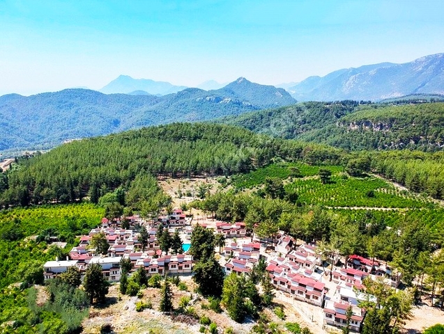 فيلا 2 + 1 في الجبال في Beicik Kemer