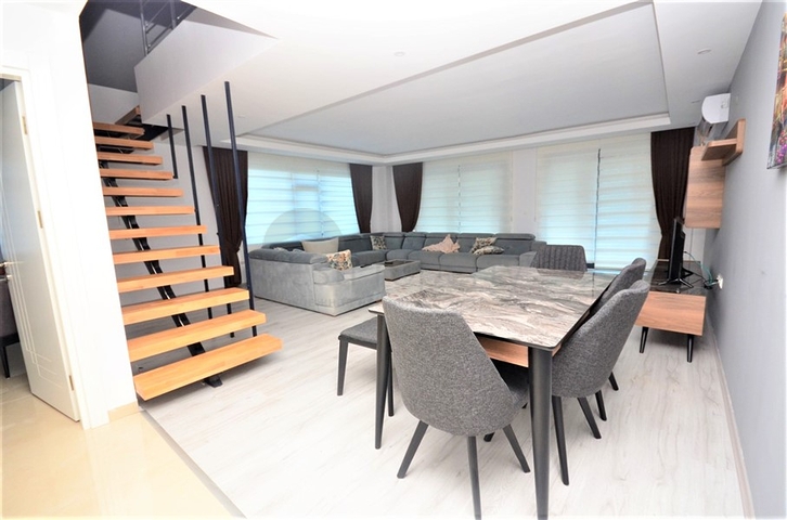 مجمع قريب من البحر - دوبلكس ارضية 1+3 - مفروشة - في كارجي جاك / الانيا 