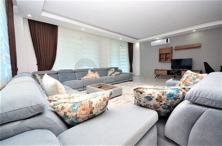 مجمع قريب من البحر - دوبلكس ارضية 1+3 - مفروشة - في كارجي جاك / الانيا 