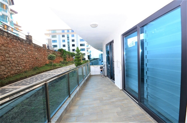 مجمع قريب من البحر - دوبلكس ارضية 1+3 - مفروشة - في كارجي جاك / الانيا 