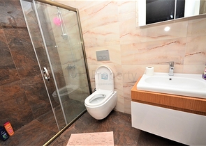 مجمع قريب من البحر - دوبلكس ارضية 1+3 - مفروشة - في كارجي جاك / الانيا 