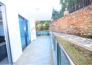 مجمع قريب من البحر - دوبلكس ارضية 1+3 - مفروشة - في كارجي جاك / الانيا 