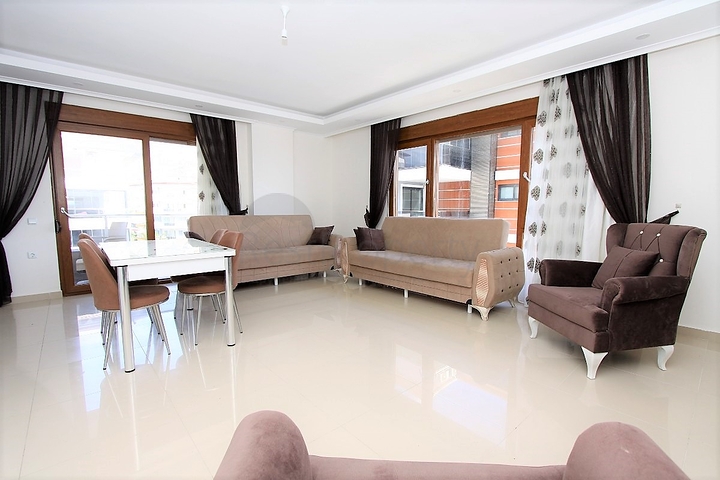 اطلالة بحر - سعر منافس - شقة غرفتين وصالة في منطقة كاستل / الانيا 