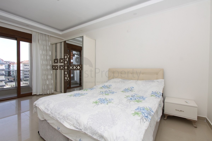 اطلالة بحر - سعر منافس - شقة غرفتين وصالة في منطقة كاستل / الانيا 