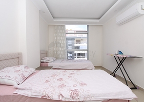 اطلالة بحر - سعر منافس - شقة غرفتين وصالة في منطقة كاستل / الانيا 