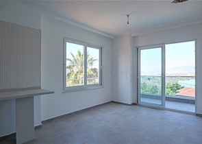 منطقة هادئة - مجمع حديث - اطلالات ساحرة -شقة 1+1 -في مهموتلار / الانيا 