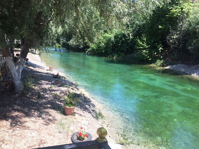 اطلالة ساحرة على النهر - تراس واسع - شقة غرفة وصالة - في كاستل / الانيا 