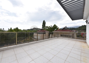 اطلالة ساحرة على النهر - تراس واسع - شقة غرفة وصالة - في كاستل / الانيا 