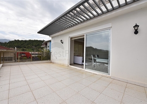 اطلالة ساحرة على النهر - تراس واسع - شقة غرفة وصالة - في كاستل / الانيا 