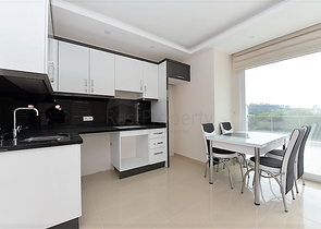 اطلالة ساحرة على النهر - تراس واسع - شقة غرفة وصالة - في كاستل / الانيا 