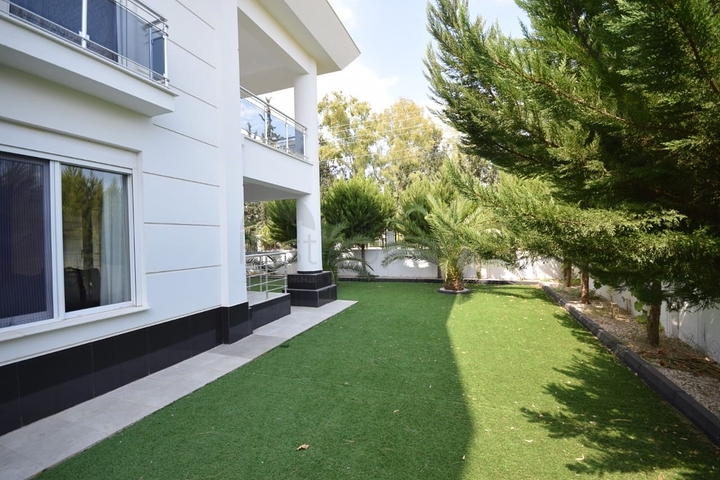 فيلا فاخرة 4 + 1 في دوشيميالتي أنطاليا