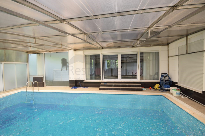 فيلا فاخرة 4 + 1 في دوشيميالتي أنطاليا