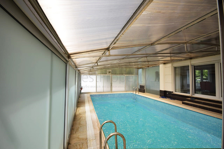 فيلا فاخرة 4 + 1 في دوشيميالتي أنطاليا