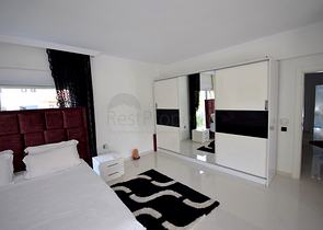 فيلا فاخرة 4 + 1 في دوشيميالتي أنطاليا