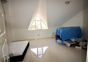 فيلا فاخرة 4 + 1 في دوشيميالتي أنطاليا