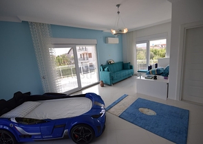 فيلا فاخرة 4 + 1 في دوشيميالتي أنطاليا