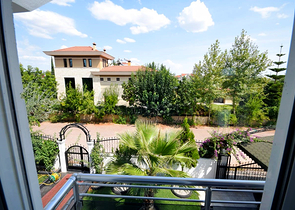 فيلا فاخرة 4 + 1 في دوشيميالتي أنطاليا