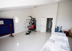 فيلا فاخرة 4 + 1 في دوشيميالتي أنطاليا