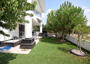 فيلا فاخرة 4 + 1 في دوشيميالتي أنطاليا