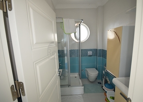 فيلا فاخرة 4 + 1 في دوشيميالتي أنطاليا