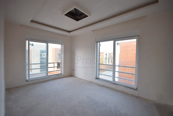 فيلا فسيحة 4 + 1 في Altynkol Doshemealti