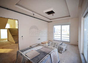 فيلا فسيحة 4 + 1 في Altynkol Doshemealti