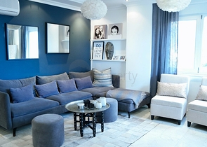 فيلا باطلالة بحر وقلعة في مركز الانيا - تصميم 3 غرفة وصالة -مؤثثة -سعر منافس 