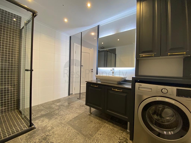 تصميم عصري حديث- شقة 2 غرفة وصالة - تراس واسع -مجمع 5نجوم -جيكجلي / الانيا 