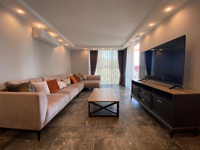 تصميم عصري حديث- شقة 2 غرفة وصالة - تراس واسع -مجمع 5نجوم -جيكجلي / الانيا 