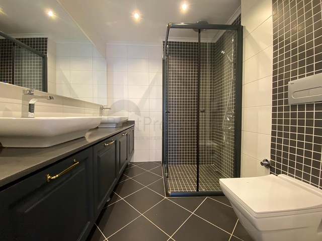 تصميم عصري حديث- شقة 2 غرفة وصالة - تراس واسع -مجمع 5نجوم -جيكجلي / الانيا 