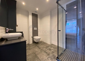 تصميم عصري حديث- شقة 2 غرفة وصالة - تراس واسع -مجمع 5نجوم -جيكجلي / الانيا 